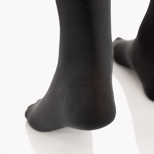 Medias de Compresión AktiVen Vital a la rodilla con punta cerrada